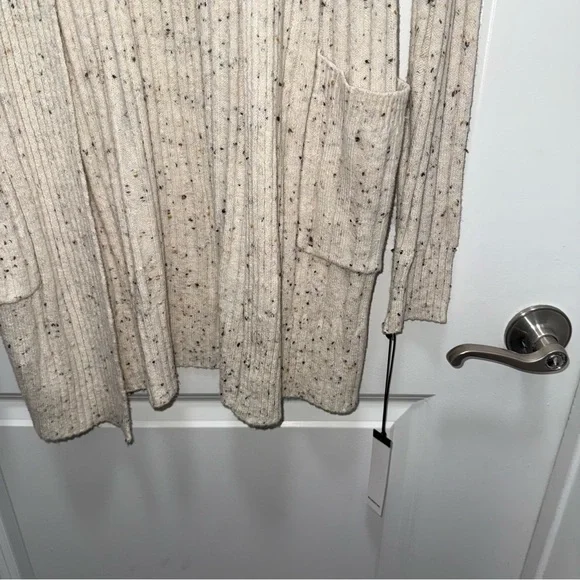 NWT William Rast Long Line Ribbed Fabric Cream Color Cardigan - Picture 3 of 6